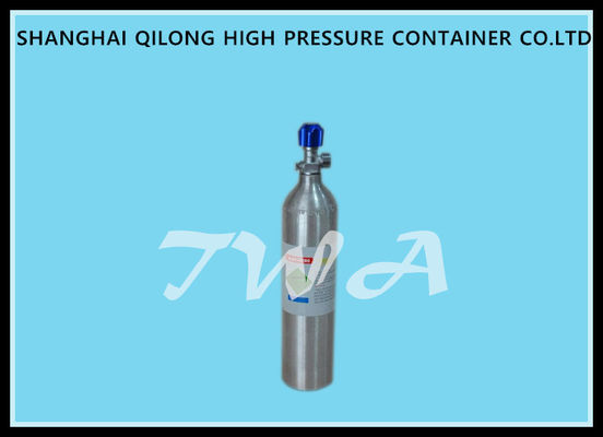 중국 0.7L 점 사용 이산화탄소 음료를 위한 고압 알루미늄 가스 봄베 안전 가스 봄베 협력 업체